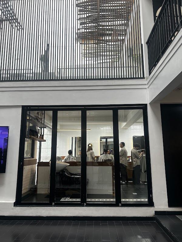 CHIEF Barbershop Pondok Indah interior